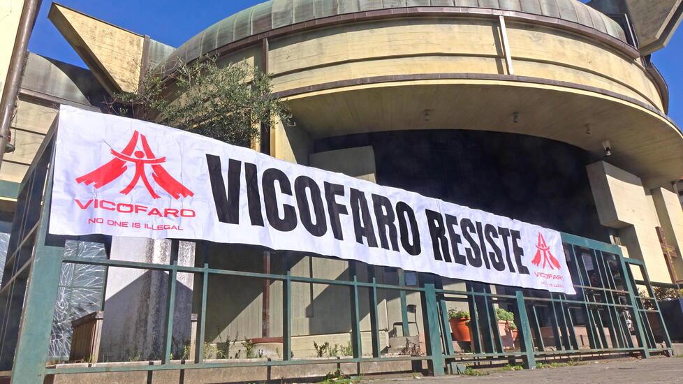 Vicofaro, lo sgombero ordinato per rischio di un’epidemia di tubercolosi – Video