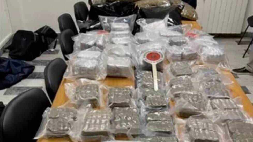 La droga sequestrata dalla polizia a seguito della maxi operazione che ha portato a 11 arresti