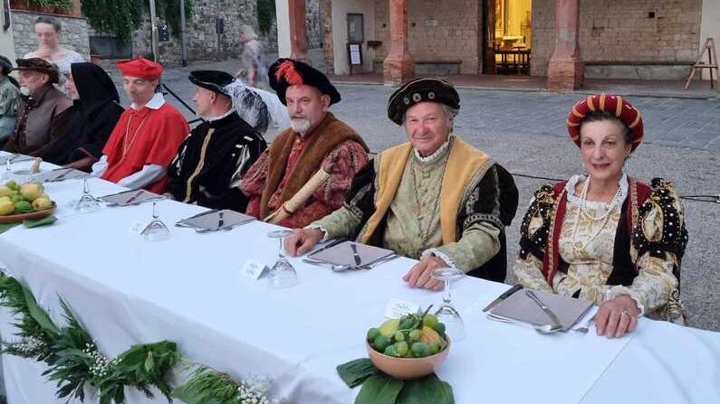 I figuranti che hanno partecipato alla cena rinascimentale alla Rocca