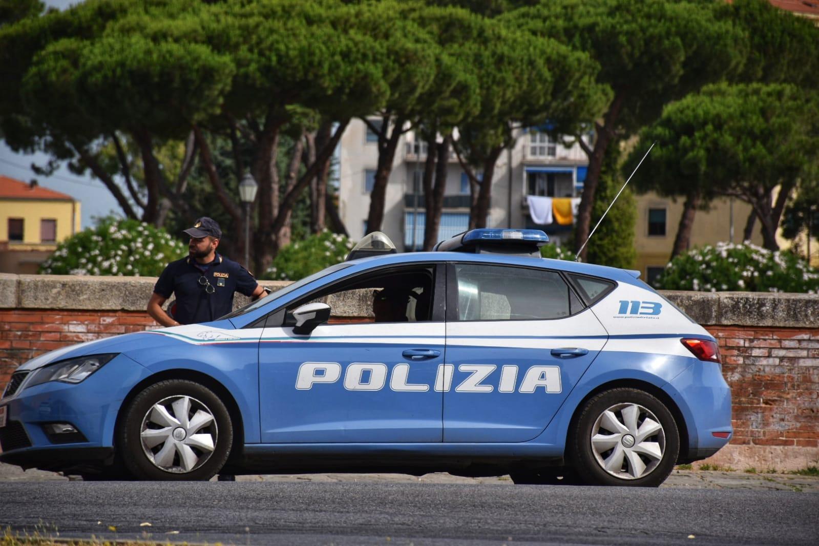Pisa, minaccia la ex con un coltello: denunciato