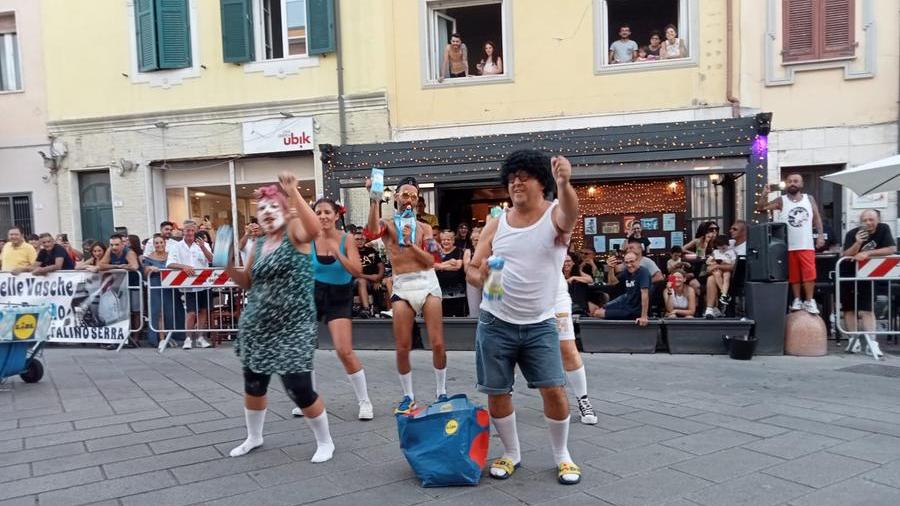 Porto Torres, alla gara delle vasche da bagno il pubblico delle grandi occasioni