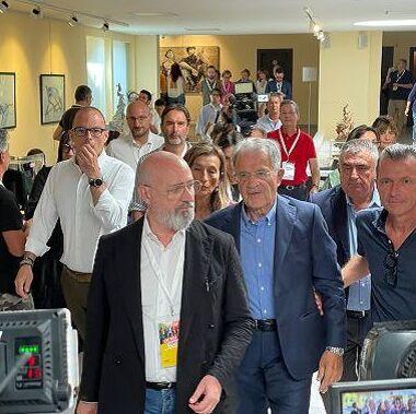 Bonaccini-Prodi è un altro Pd: «Riformista e che guardi a tutti» 