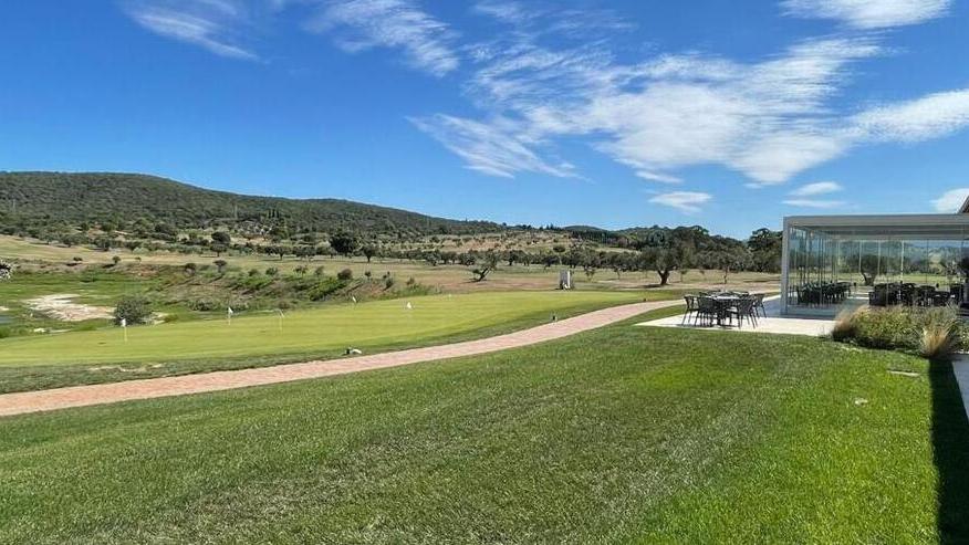 Golf a Follonica, dopo le accuse ecco la svolta: c’è l’ok per il completamento