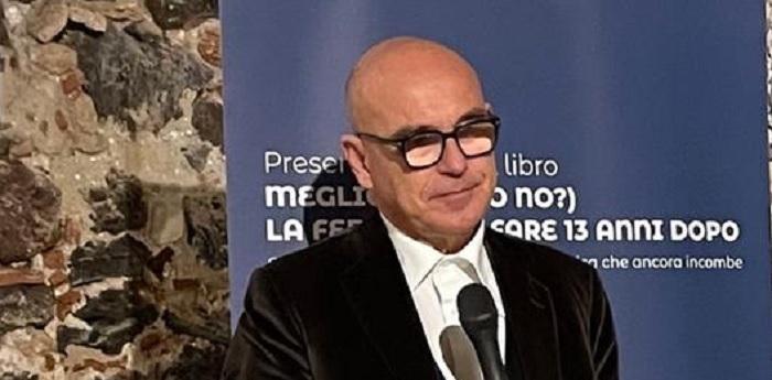 A sorpresa riecco Soru: "Ci sono e ho tante idee"