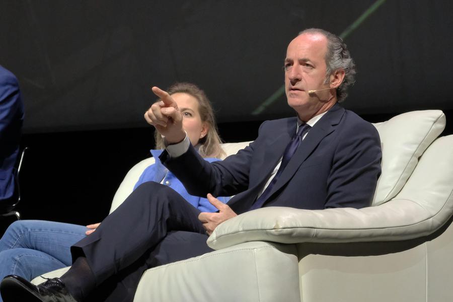 Luca Zaia presenta il suo ultimo libro al Portorotondo Festival