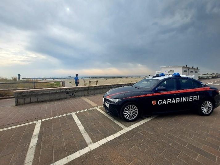 Spaccio e rapine, arresti a Lido Estensi e Lido Spina