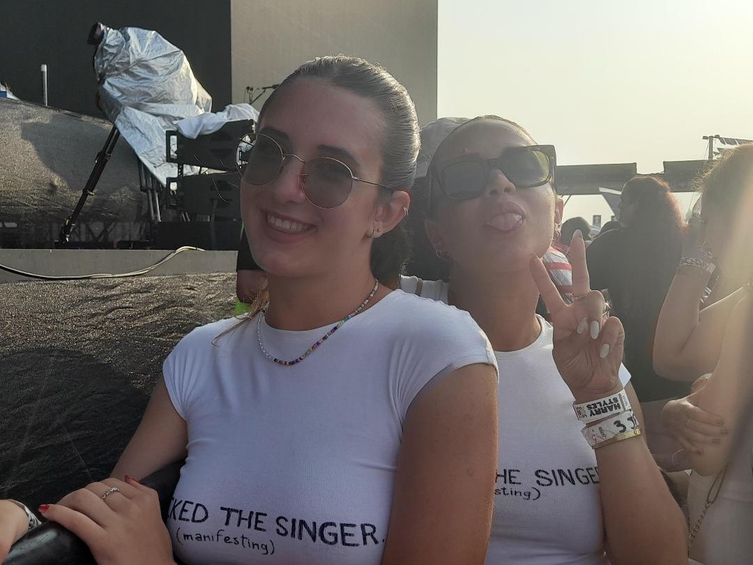Ingresso anticipato per le fan al concerto: «Noi, le prime dentro l’arena»<br>
