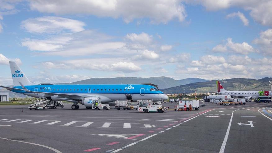 L’alt del Comune di Firenze sull’aeroporto: «Troppi voli notturni, ora basta»