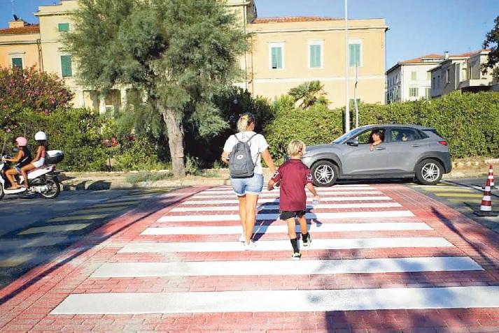 Livorno, in arrivo altre nove strisce rialzate e l’autovelox. Ecco dove