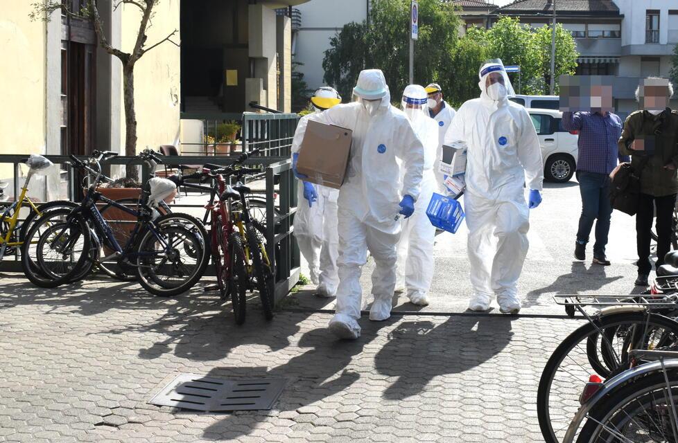 Casi di tubercolosi, via allo screening su tutti i migranti di Vicofaro