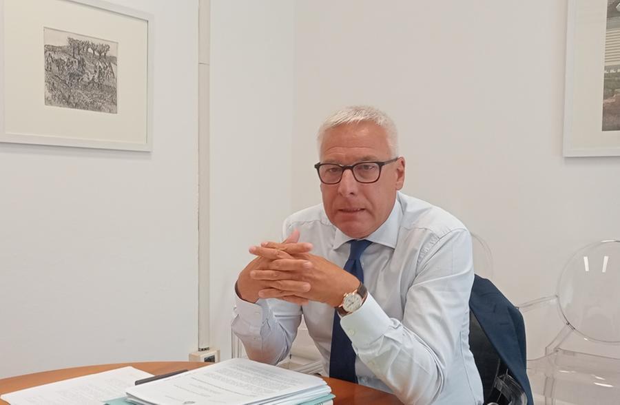Porto di Viareggio: «Per l’authority, un solo nome». Il sindaco Del Ghingaro risponde alla Regione