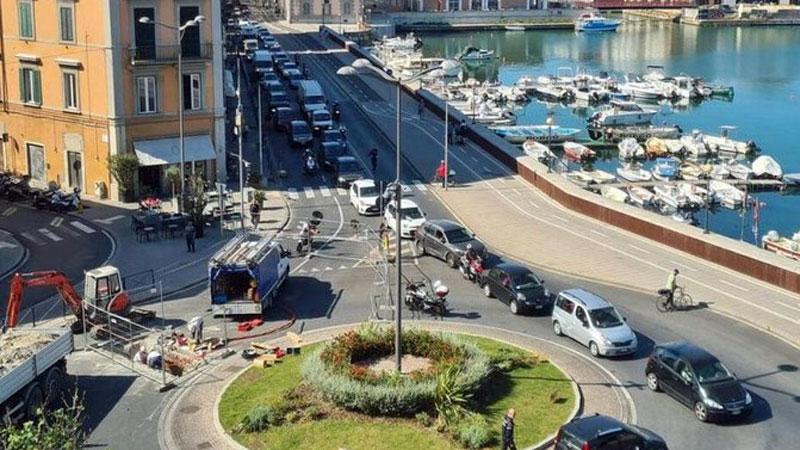 Livorno, quattro rotatorie nel mirino: «Ripenseremo quelle a nord e a Barriera Margherita salta»