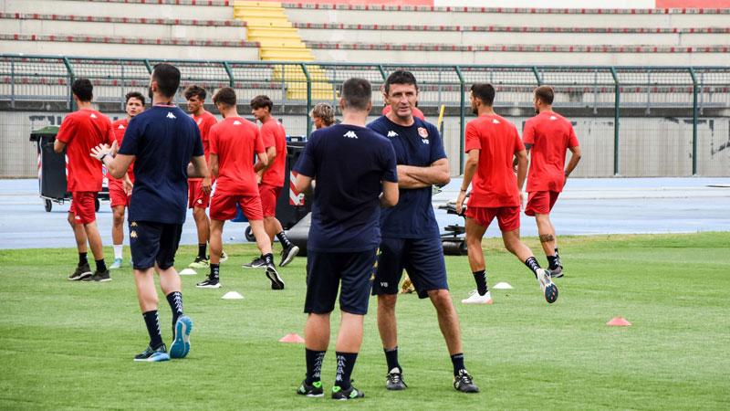 Grifone, al primo allenamento subito l’impronta di Bonuccelli 
