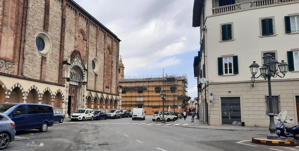 Prato, ex carabinieri e poliziotti sorveglieranno la zona di San Domenico