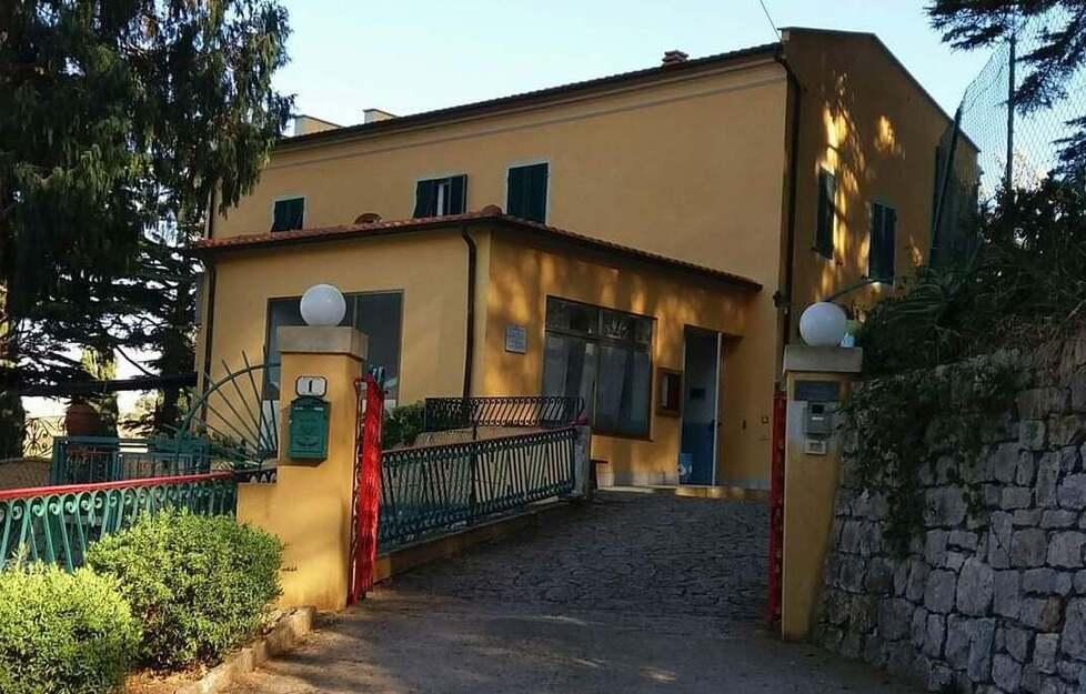 Porto azzurro, trasferimento “congelato” per le due suore del Poggetto