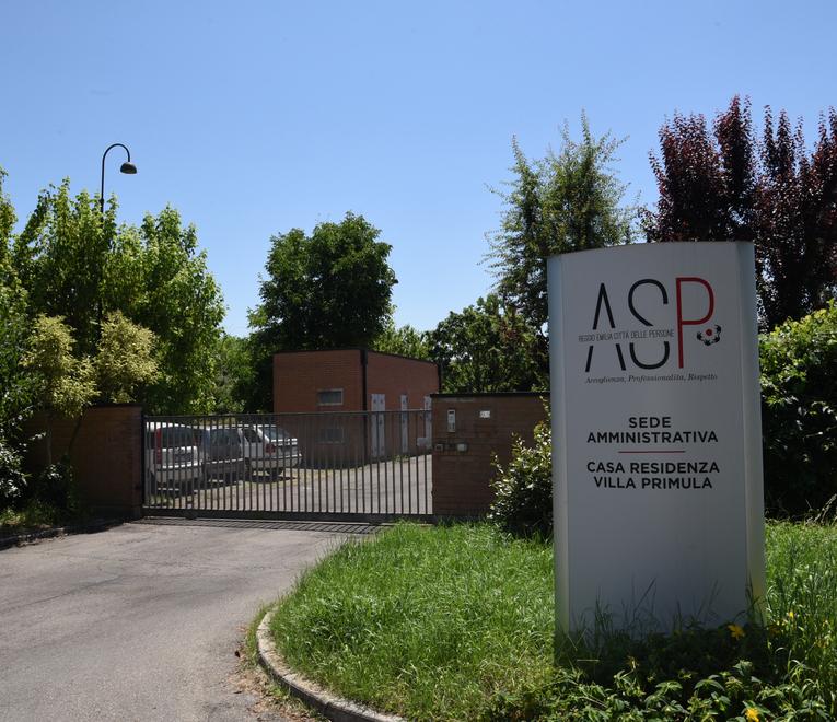 L’appello del pensionato all’Asp: «Aiutatemi, riducete l’affitto»