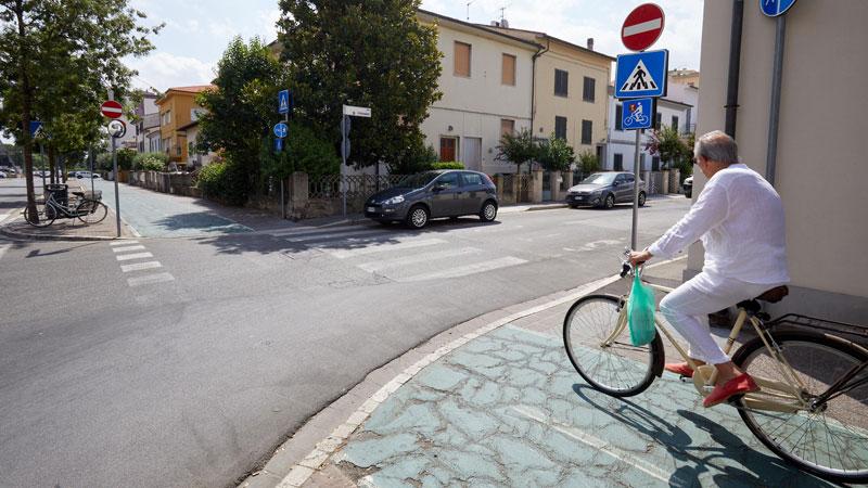 Piste ciclabili a Empoli? Ancora poche. «E non collegate tra loro»