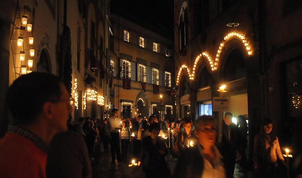Lucca, Santa Croce: anche a settembre verranno installati i lumini a led