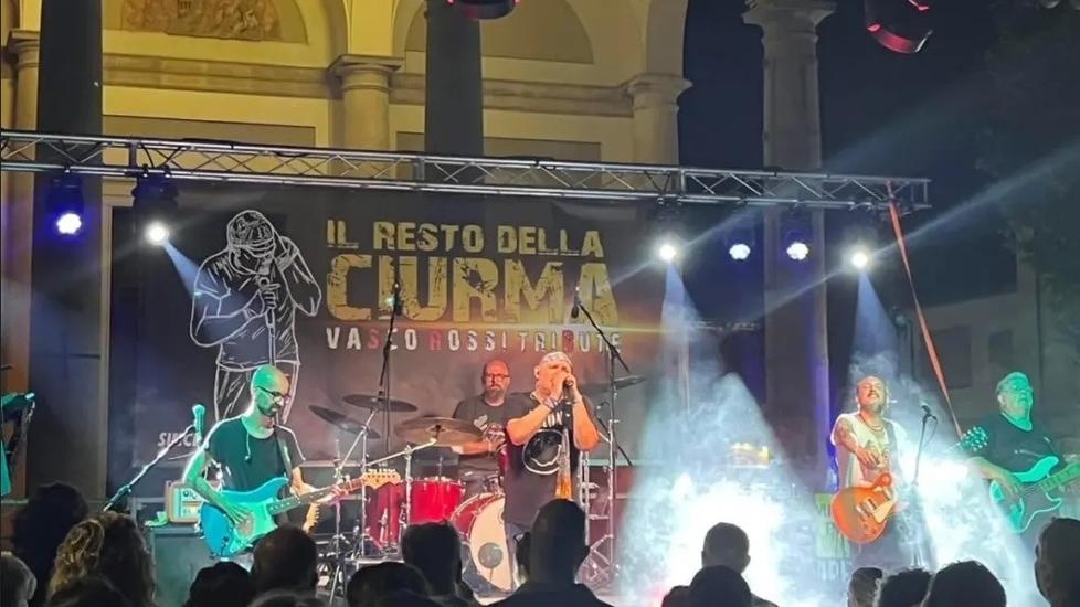 Vada, turismo e guerra dei decibel: decine di telefonate ai vigili. Nel mirino anche la Sagra del ranocchio