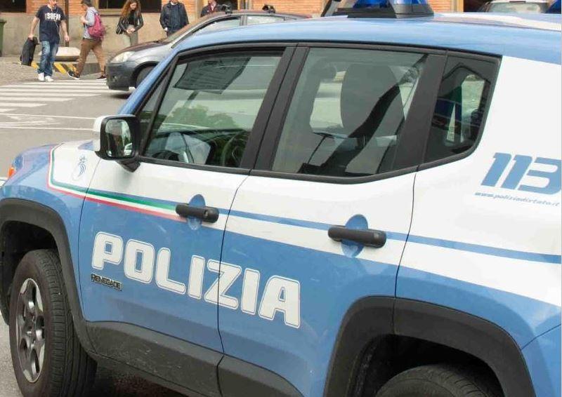 Ferrara, ruba cosmetici per 1.700 euro. Furti nei negozi, tre denunciati