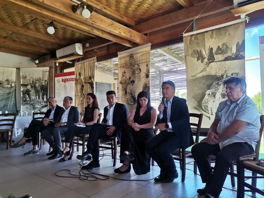 
	I sindaci partecipanti al confronto

