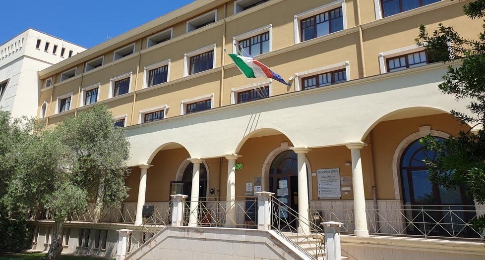 Incubo Catasto a Sassari: «Si entra ancora con le regole Covid»
