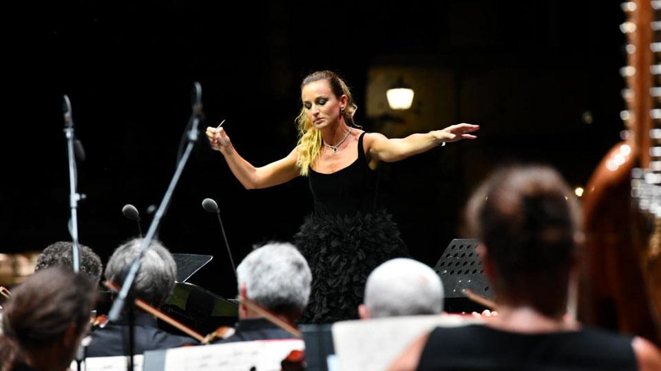 Lucca, i conti di Puccini: 227mila euro per l’inaugurazione contestata di Venezi