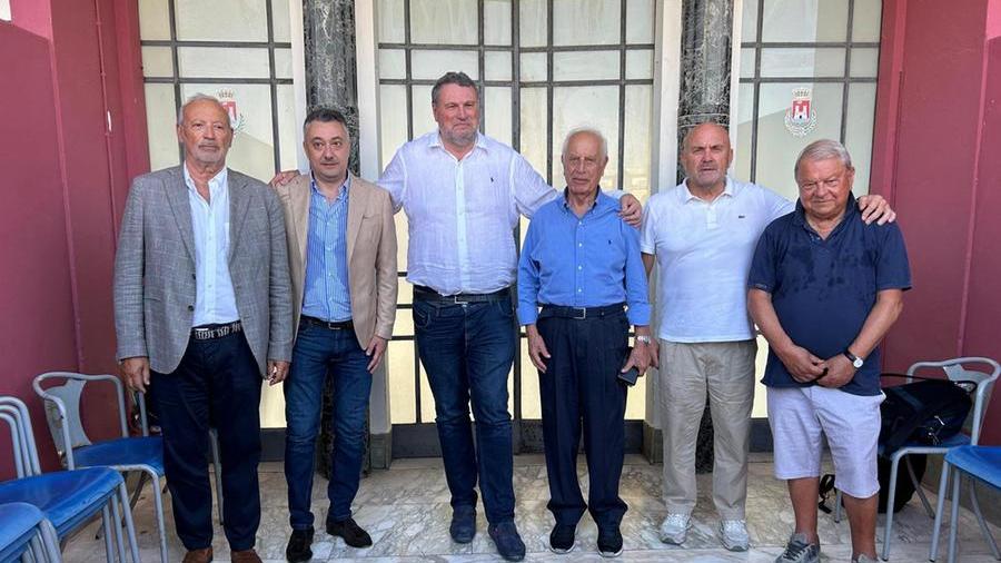 Comincia il Gran Premio del Livorno. E in attacco l’impennata è su Marquez