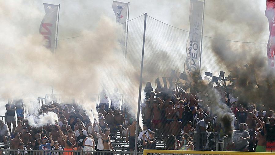 Il Viareggio soffre ma passa in semifinale. Ora il Pisa dei tanti ex