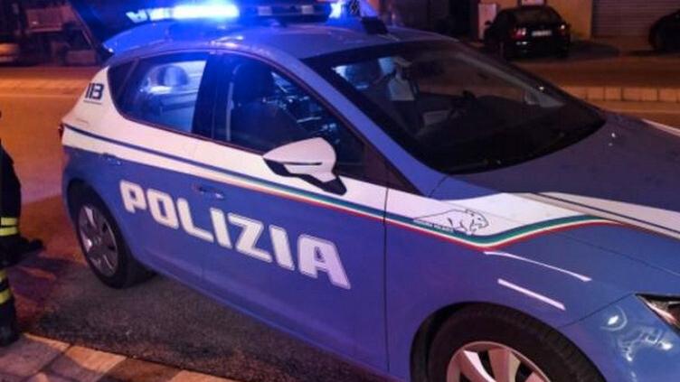 Pisa, rissa finita nel sangue in centro: quattro feriti con una lama