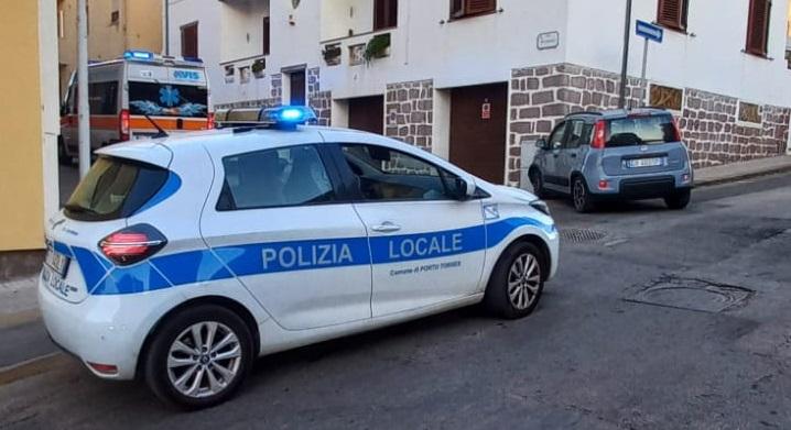 Porto Torres, scontro fra auto: tre persone ferite