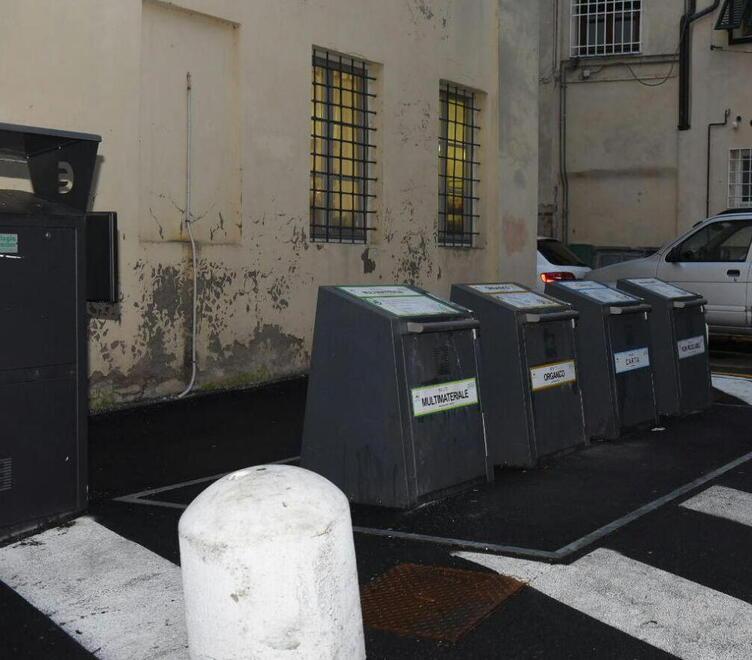 La stazione ecologica di via della Zecca oggetto del contendere con alcuni residenti