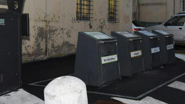 La stazione ecologica di via della Zecca oggetto del contendere con alcuni residenti