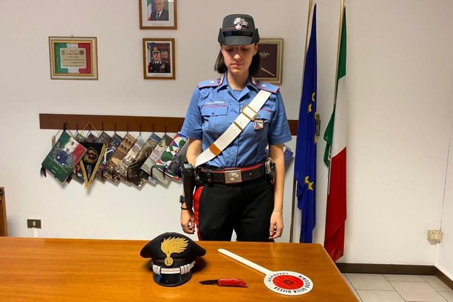 Trovato dai carabinieri con coltello vicino all’ospedale: denunciato