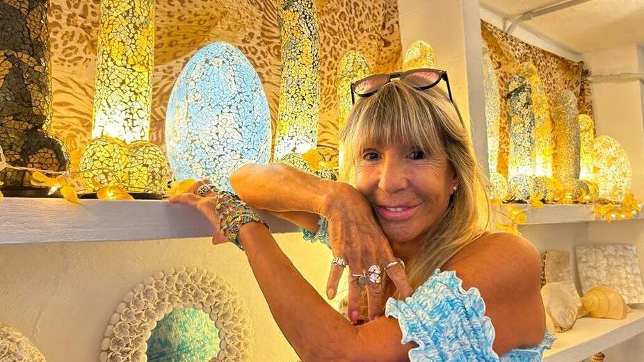 Capraia, Edilberta Deiana e “L’origine della vita”: «Con questa mostra esalto la fertilità»