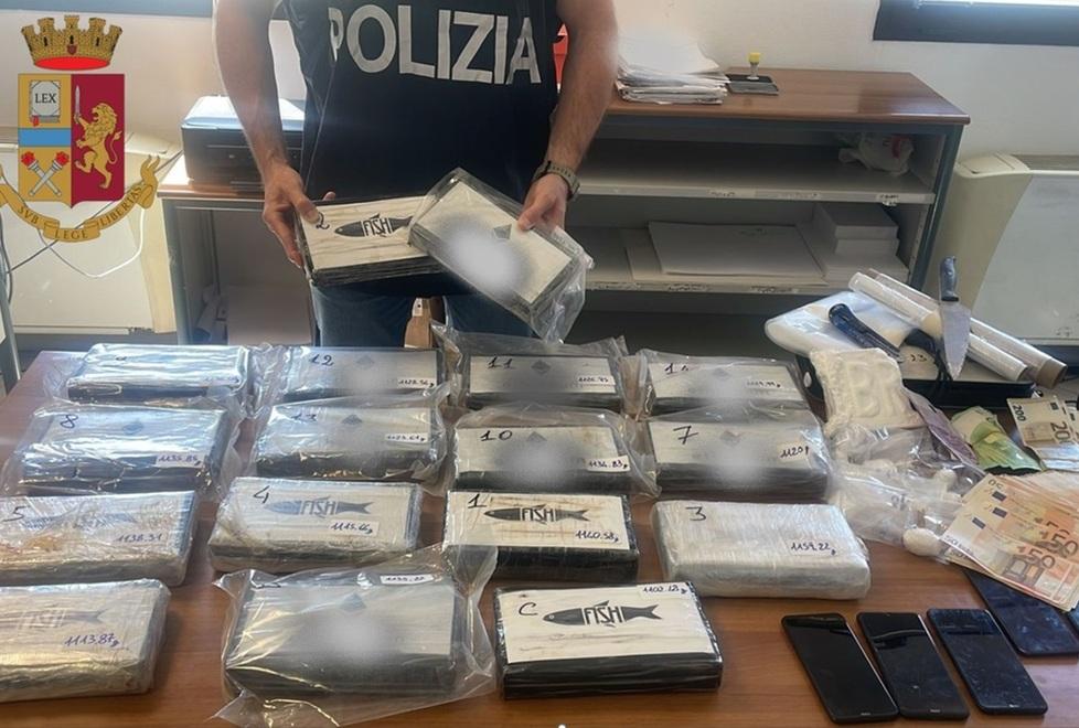 San Cesario, sequestrati 19 chili di cocaina 