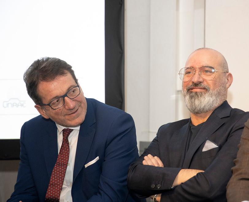 Modena, ecco il sondaggio che fa tremare il Pd