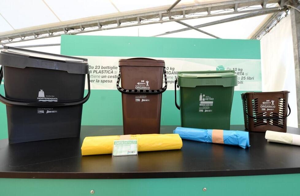 Modena, pesa il giudizio sulle scelte dell’amministrazione. Raccolta differenziata bocciata senza appello 