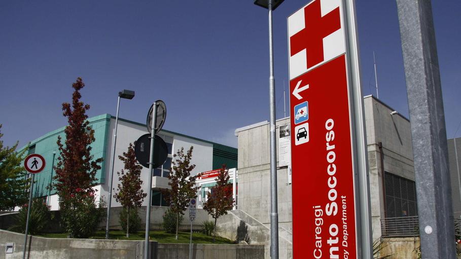 Firenze, si ritrova vicina all’aggressore e lo fa arrestare in ospedale
