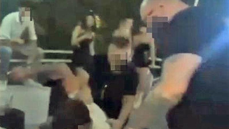 Elba, identificati i giovani del pestaggio fuori dalla discoteca: video al vaglio dei carabinieri