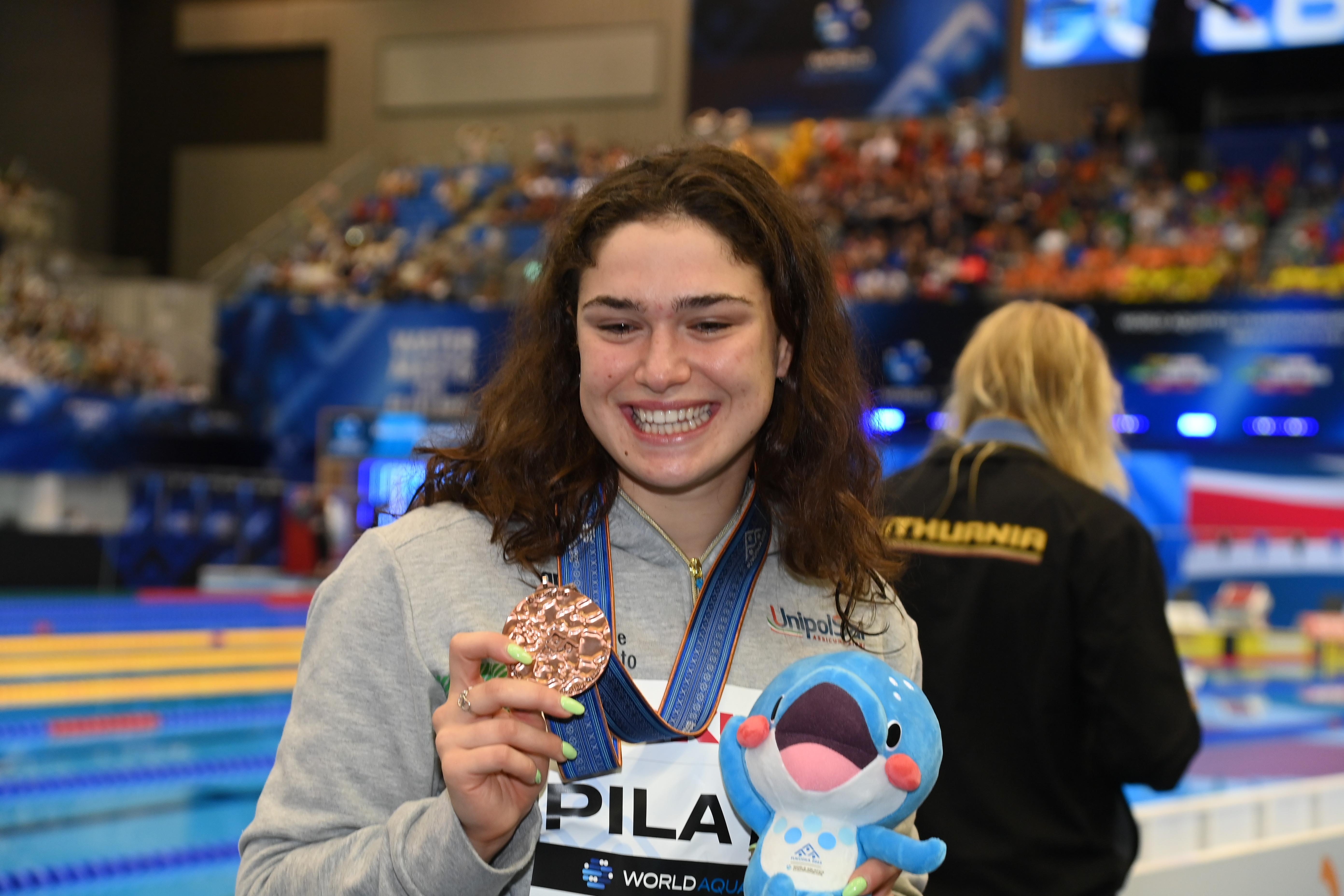 La gioia di Benedetta Pilato con la medaglia di bronzo