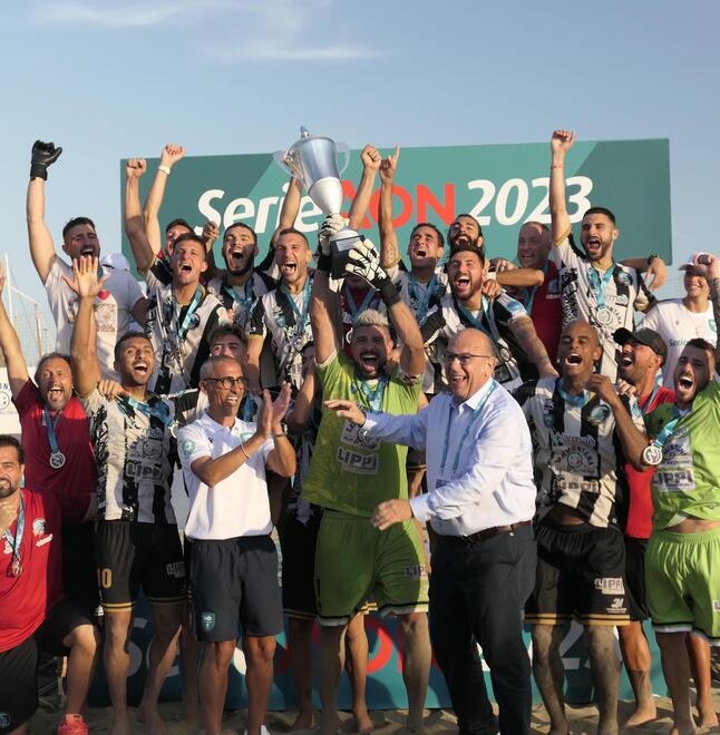 Beach soccer, Viareggio vince lo scudetto. Sette anni dopo, la gioia riesplode