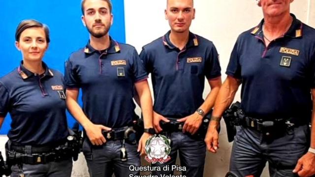 Pisa, filmati mentre rubano su un'auto: denunciati