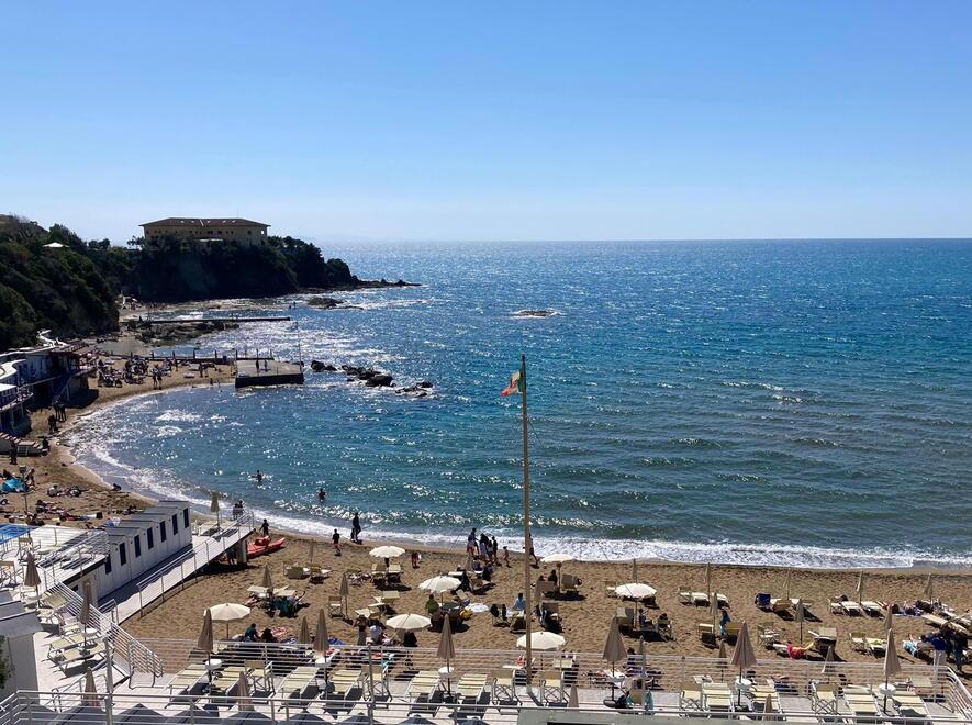 Tanto caldo ma poche presenze: estate sottotono sul litorale da Vada a Castiglioncello