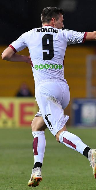 È la settimana del bomber Goretti stringe per Moncini