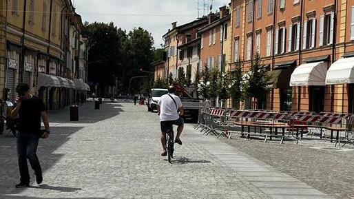 Carpi, Corso Roma area pedonale divide ancora i commercianti 
