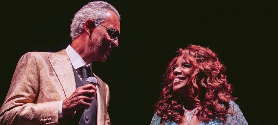 Ospiti vip e beneficenza a villa Alpebella, la soddisfazione di Bocelli: «Una serata memorabile»