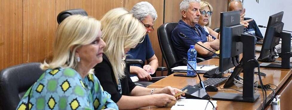 La chemioterapia si farà al Noa. E la sindaca perde la pazienza
