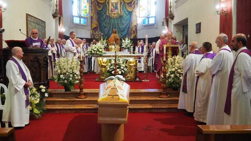 Sassuolo dà l'addio commosso a Don Lumetti