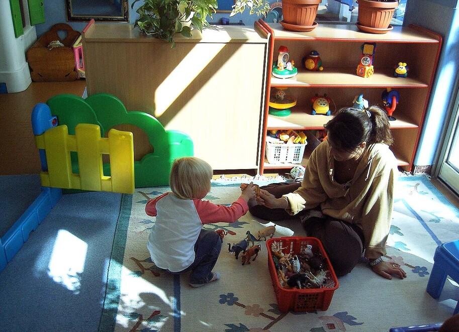 Comuni e coop nel “mirino”: «Più assunti, contratti equi»